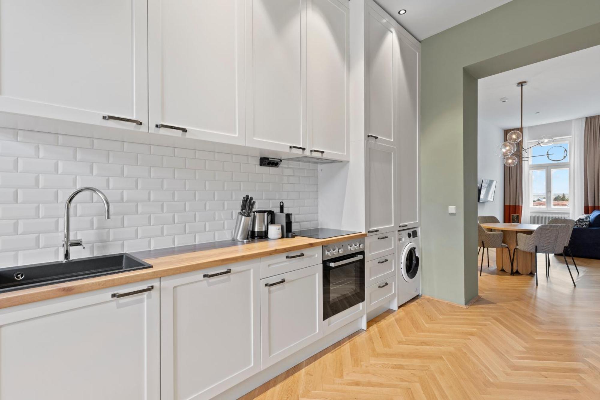 Sgrafit Apartments - Self Check-In เร็ทซ์ ภายนอก รูปภาพ